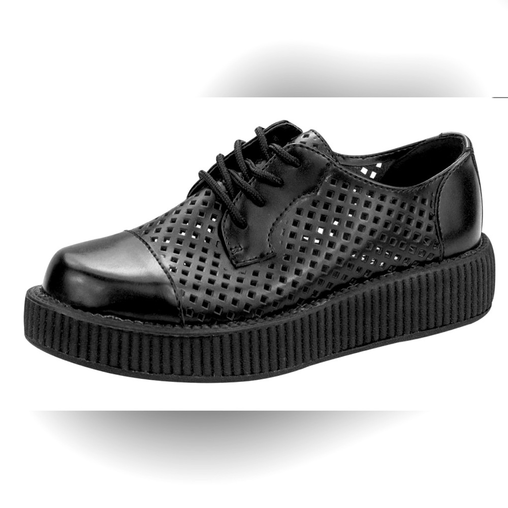 TUK black mesh viva low creeper, size 6, runs Small, fits 5.5